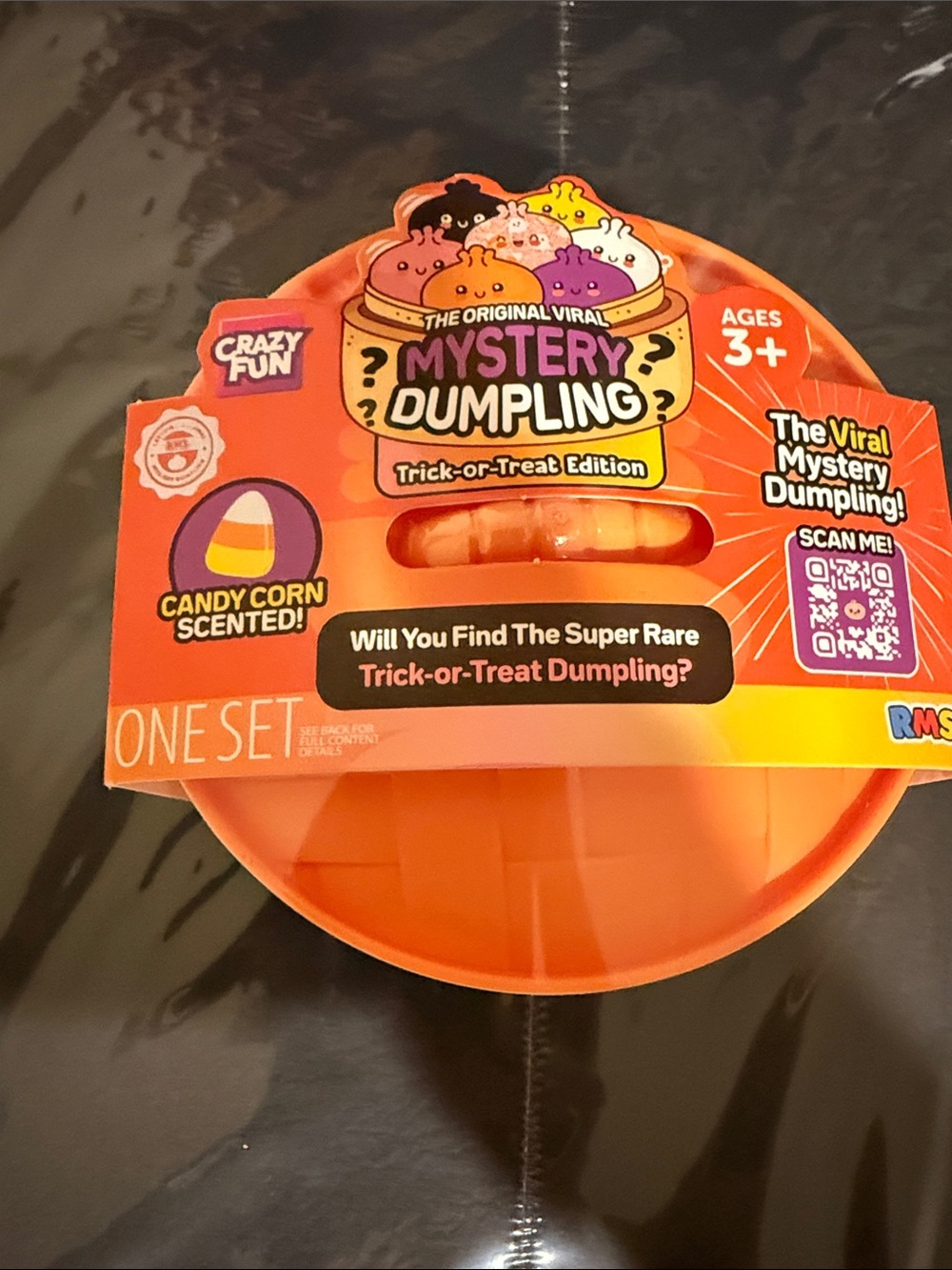 Mystery Dumpling Trick-or-Treat Edition Candy Corn Scented -